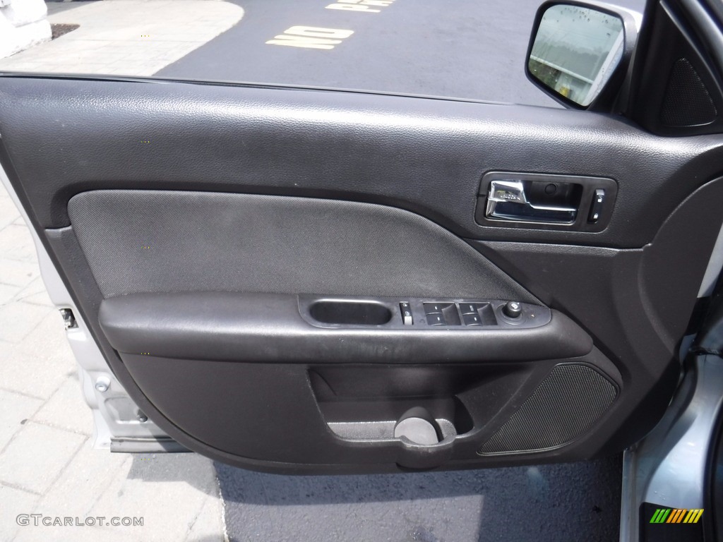 2010 Fusion SE - Brilliant Silver Metallic / Charcoal Black photo #14