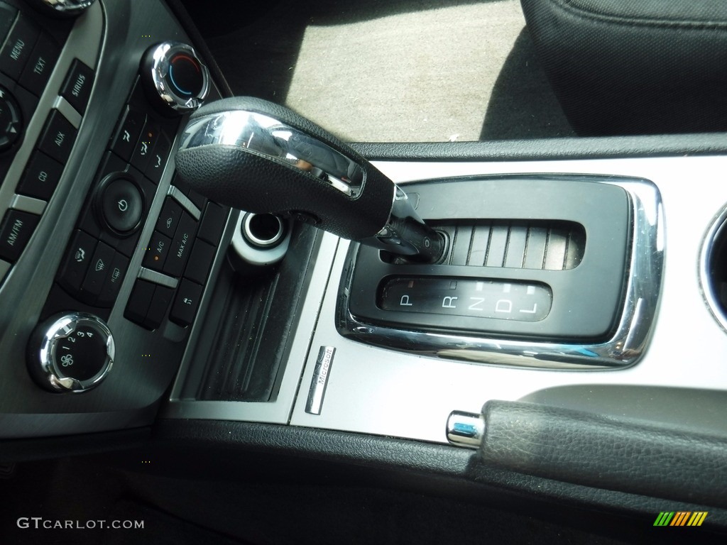 2010 Fusion SE - Brilliant Silver Metallic / Charcoal Black photo #16