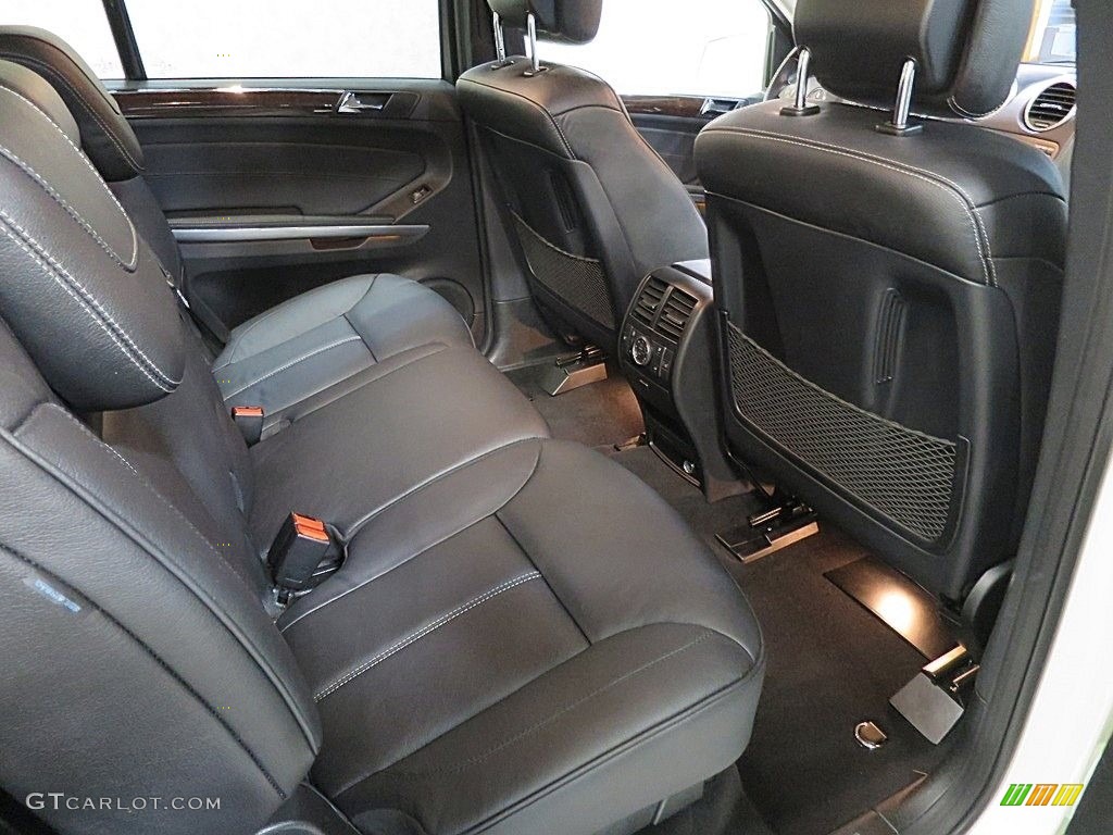 2012 GL 550 4Matic - Arctic White / Black photo #21