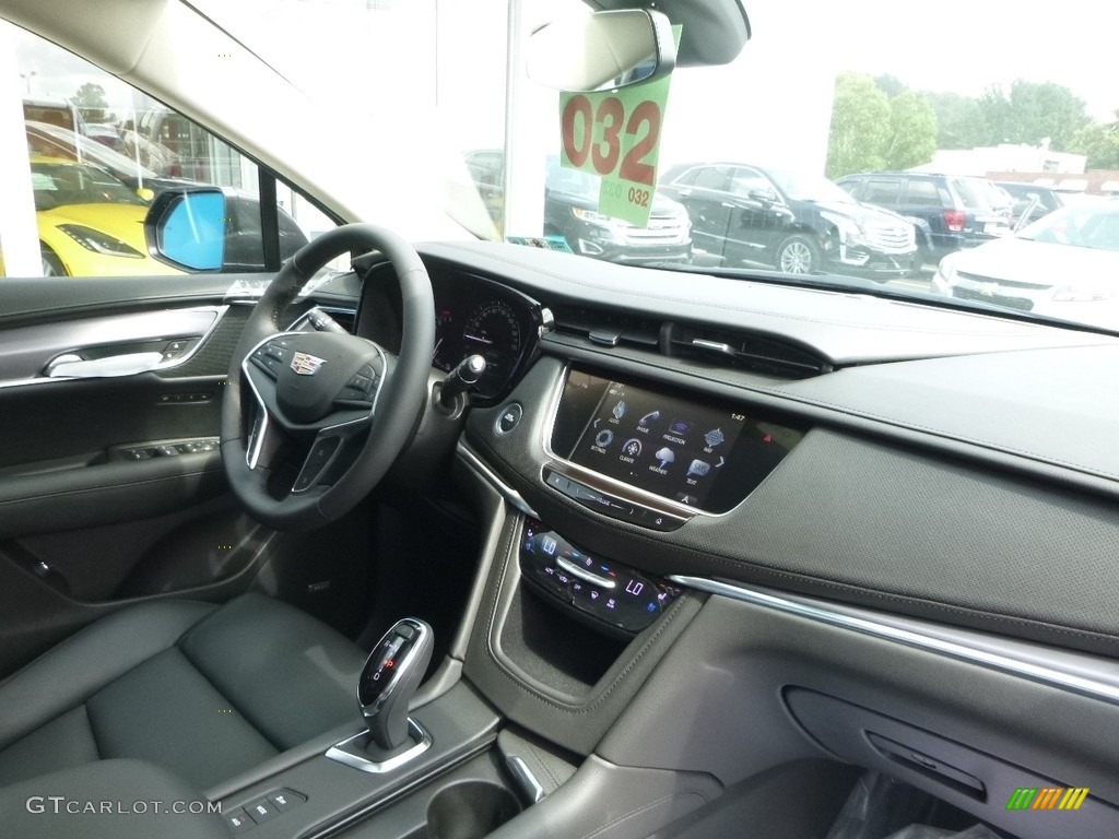 2018 Cadillac XT5 Premium Luxury AWD Jet Black Dashboard Photo #122448482