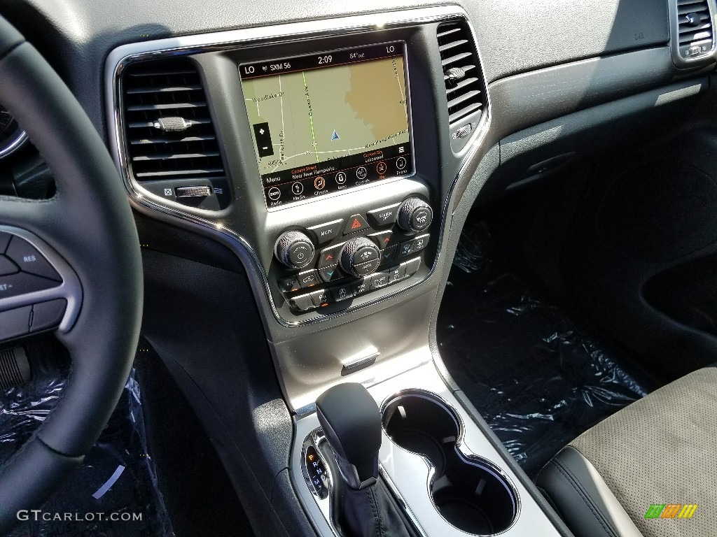2018 Grand Cherokee Altitude 4x4 - Rhino / Black photo #10