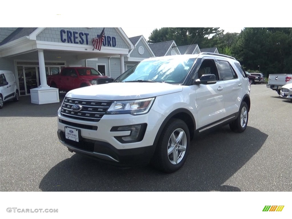 2017 Explorer XLT 4WD - White Platinum / Medium Light Camel photo #3