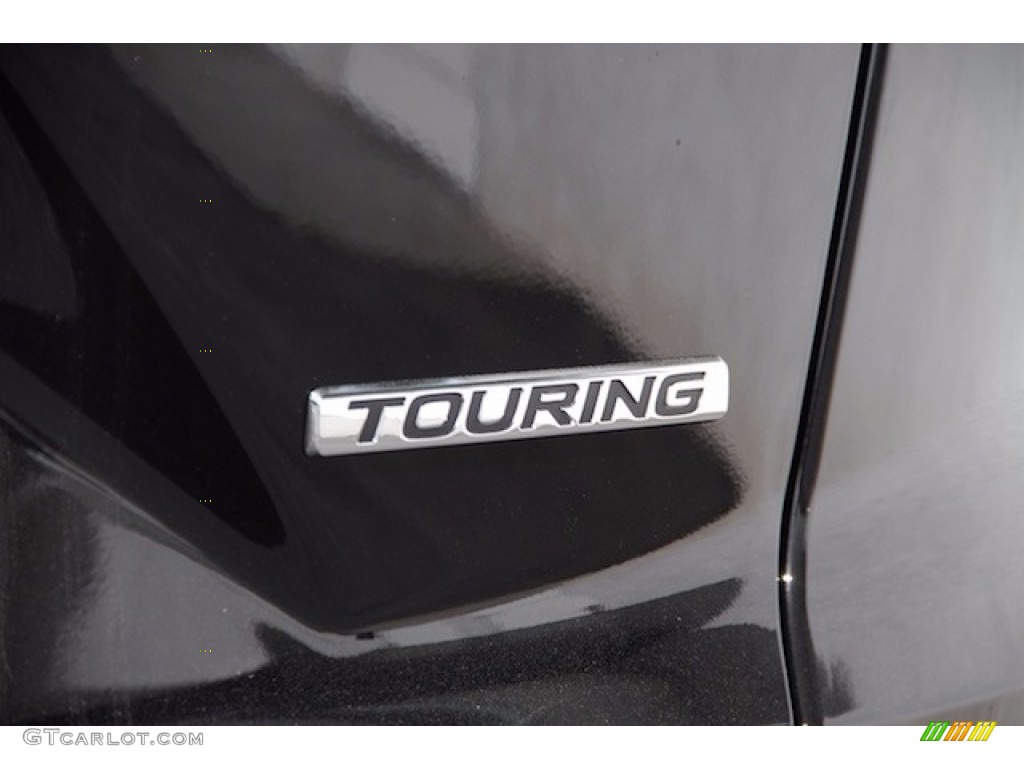 2017 Honda CR-V Touring Marks and Logos Photo #122461202