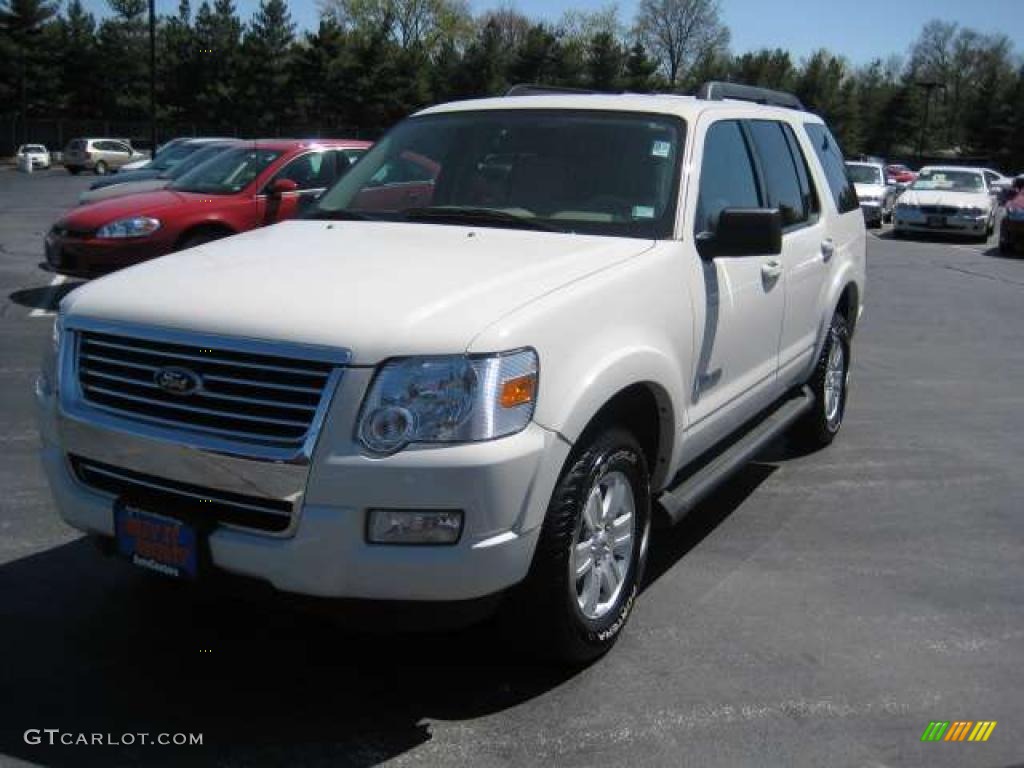 2008 Explorer XLT 4x4 - White Sand Tri coat / Camel photo #1