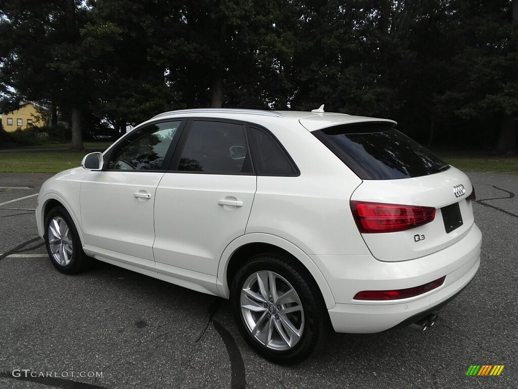 2017 Q3 2.0 TFSI Premium Plus - Cortina White / Rock Gray photo #8