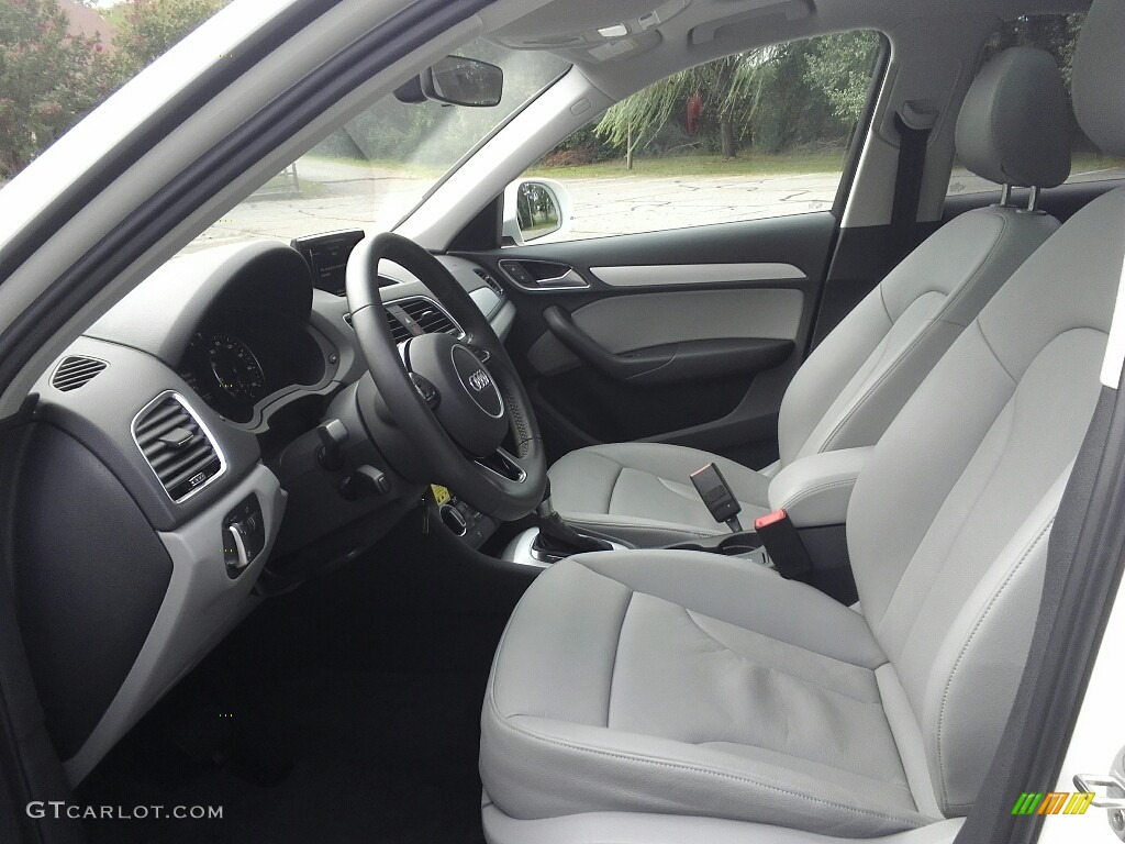 Rock Gray Interior 2017 Audi Q3 2.0 TFSI Premium Plus Photo #122471008