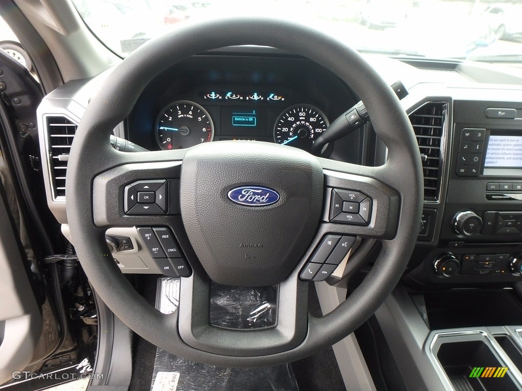 2018 Ford F150 XLT SuperCrew 4x4 Earth Gray Steering Wheel Photo #122485292