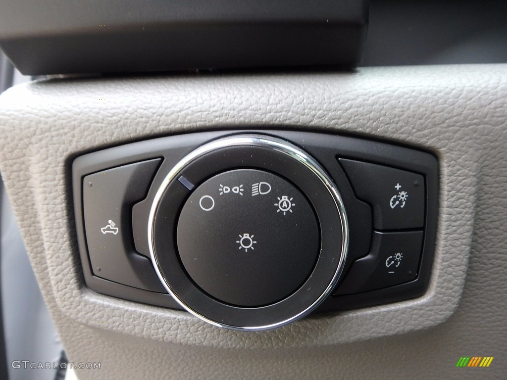 2017 F150 XL Regular Cab - Oxford White / Earth Gray photo #16