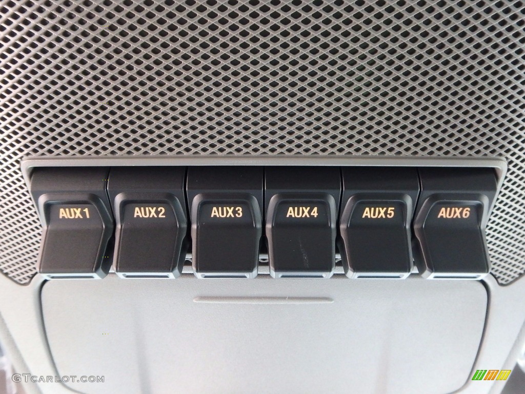 2017 Ford F350 Super Duty XL SuperCab 4x4 Controls Photo #122487002