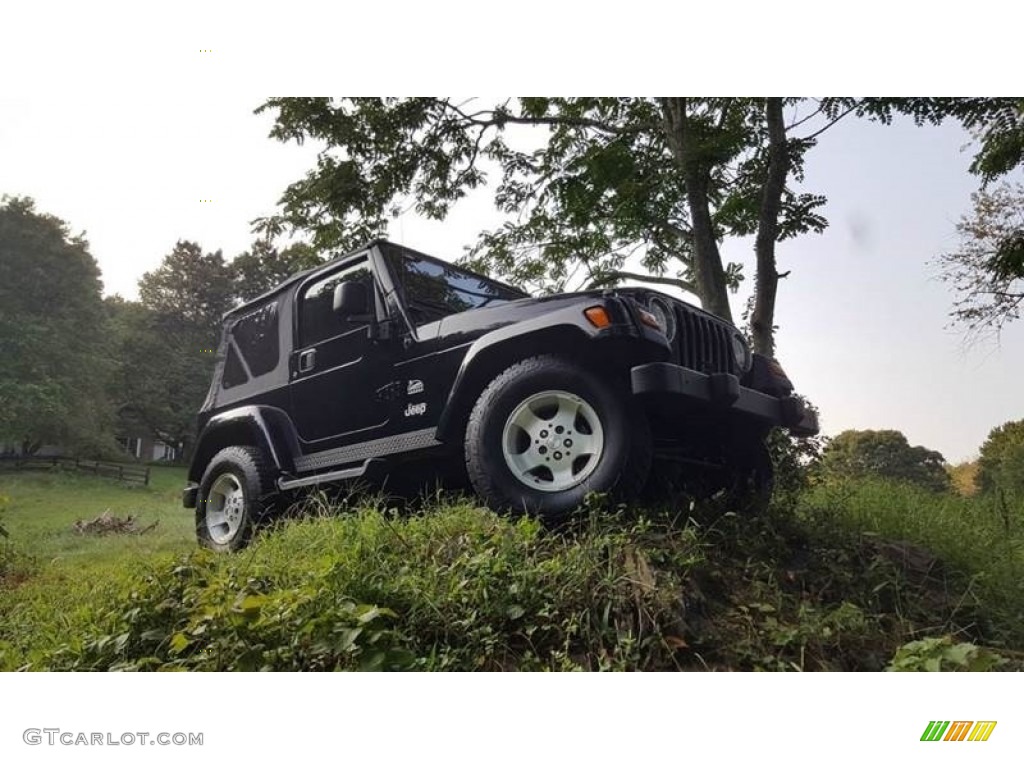 2003 Wrangler Sahara 4x4 - Black Clearcoat / Khaki photo #1