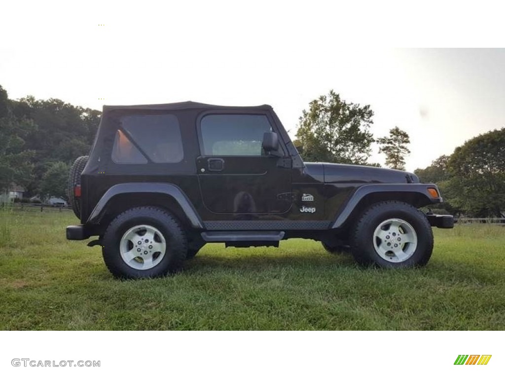 2003 Wrangler Sahara 4x4 - Black Clearcoat / Khaki photo #5