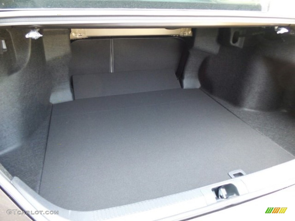 2018 Toyota Camry LE Trunk Photo #122490251