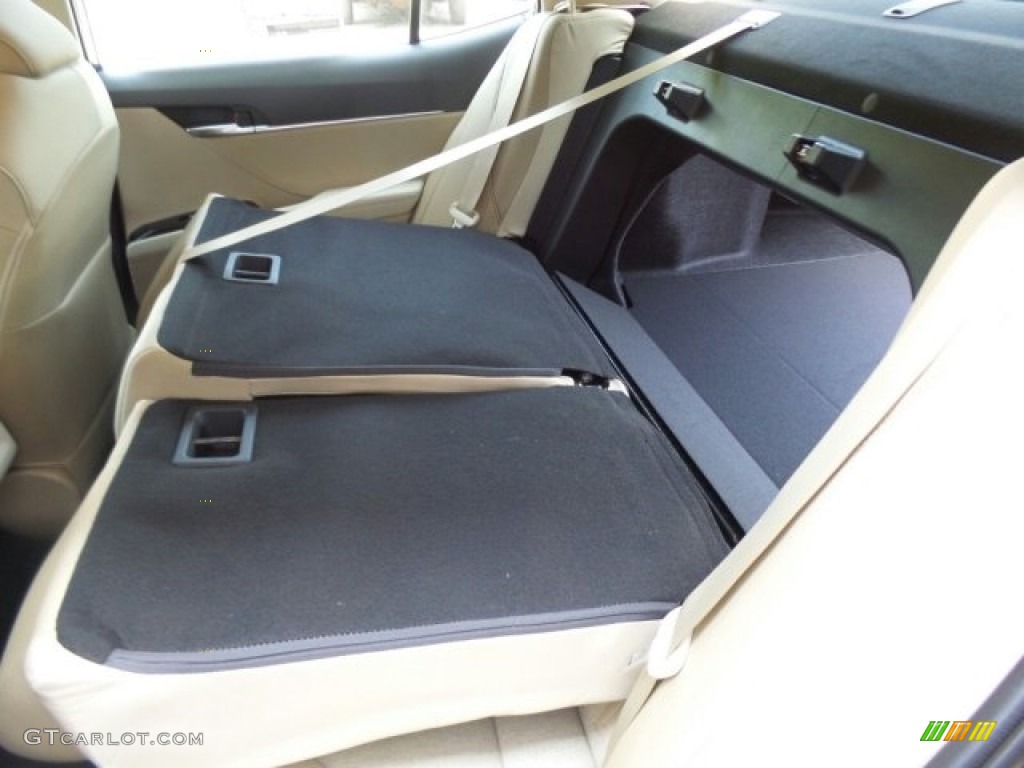 2018 Camry LE - Brownstone / Macadamia photo #14