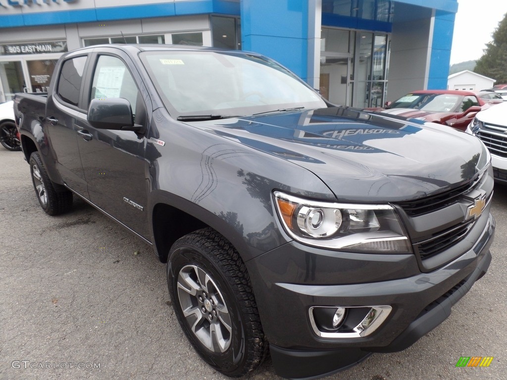 Cyber Gray Metallic Chevrolet Colorado