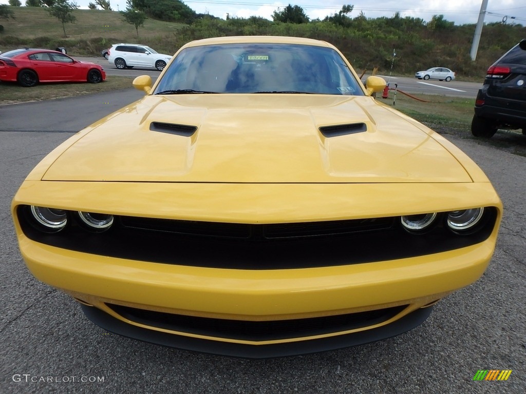 2018 Challenger R/T - Yellow Jacket / Black photo #2