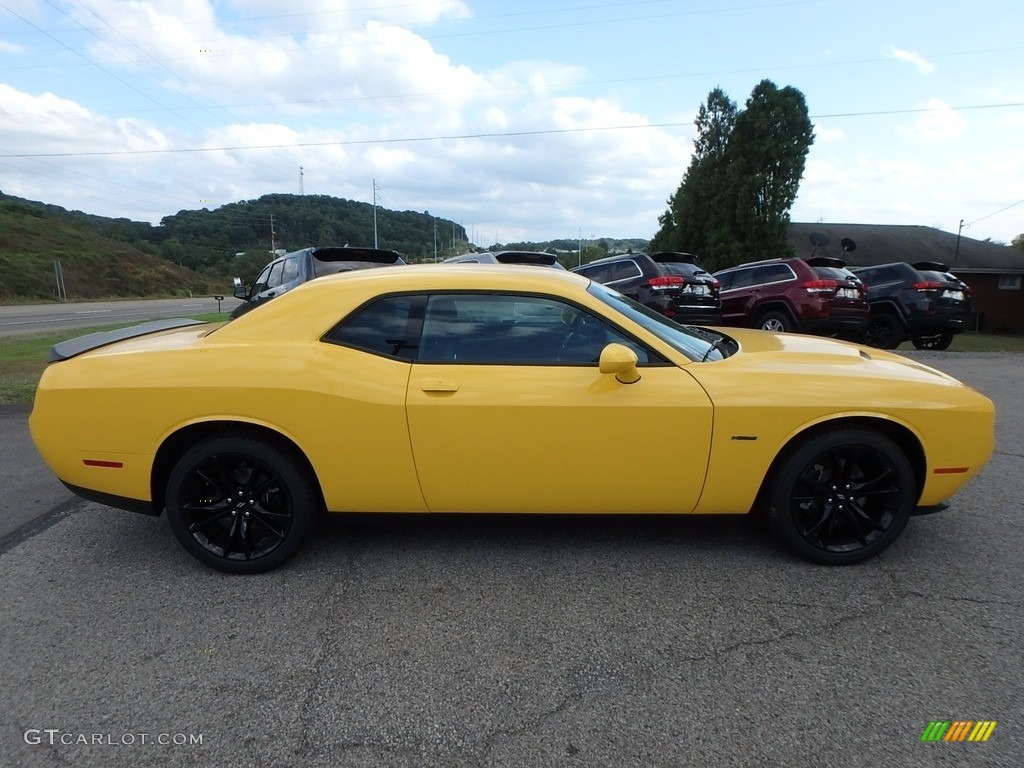 Yellow Jacket 2018 Dodge Challenger R/T Exterior Photo #122497118