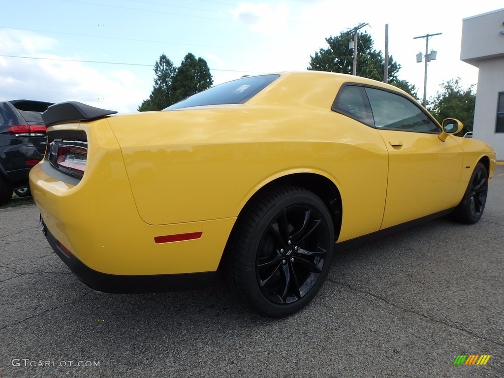 2018 Challenger R/T - Yellow Jacket / Black photo #6