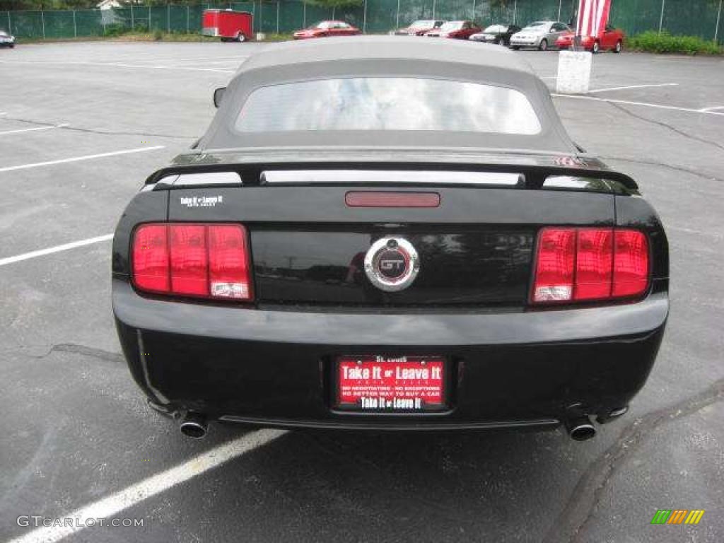 2006 Mustang GT Premium Convertible - Black / Red/Dark Charcoal photo #3