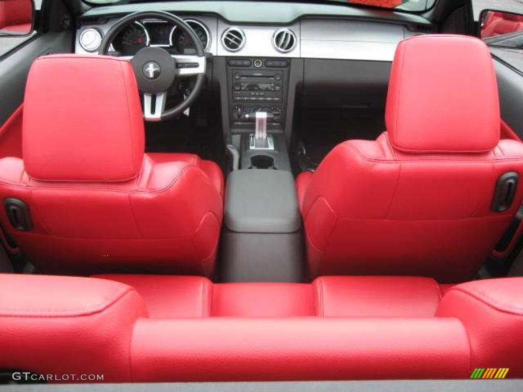 2006 Mustang GT Premium Convertible - Black / Red/Dark Charcoal photo #10