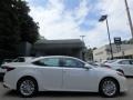 Eminent White Pearl - ES 350 Photo No. 2