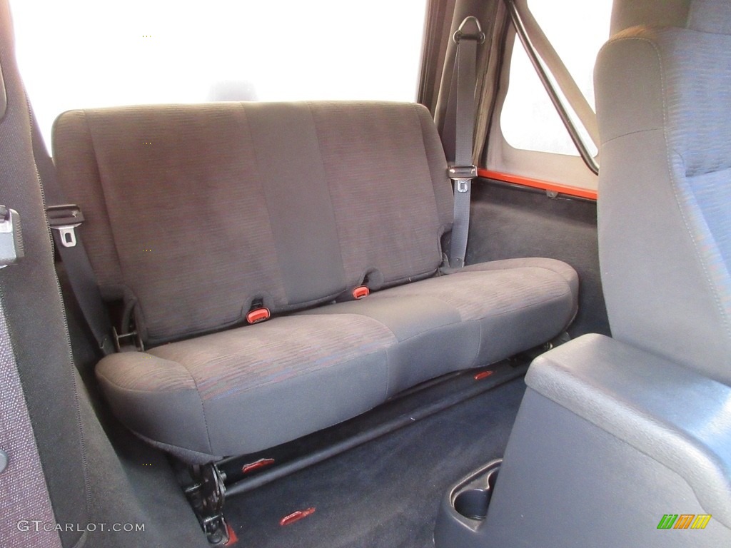 2005 Wrangler X 4x4 - Impact Orange / Dark Slate Gray photo #19