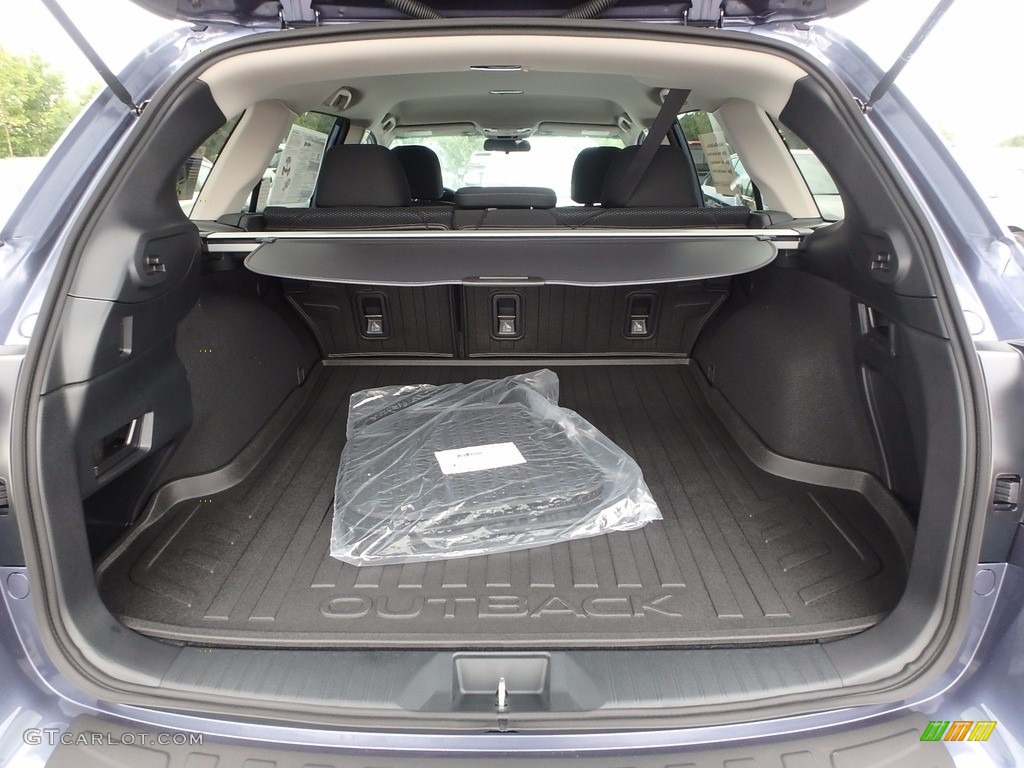 2018 Subaru Outback 2.5i Premium Trunk Photos