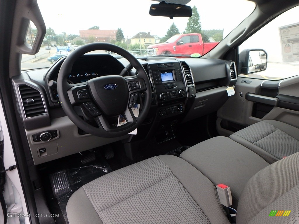 Earth Gray Interior 2018 Ford F150 XLT SuperCab 4x4 Photo #122507912