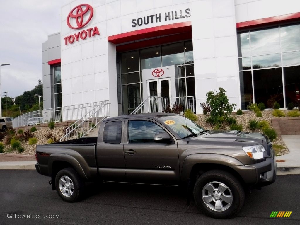 2015 Tacoma TRD Sport Access Cab 4x4 - Pyrite Mica / Graphite photo #2