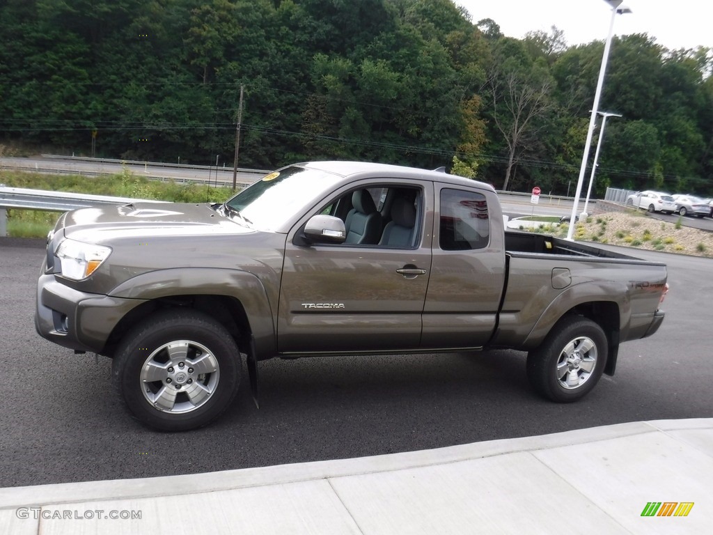 2015 Tacoma TRD Sport Access Cab 4x4 - Pyrite Mica / Graphite photo #6