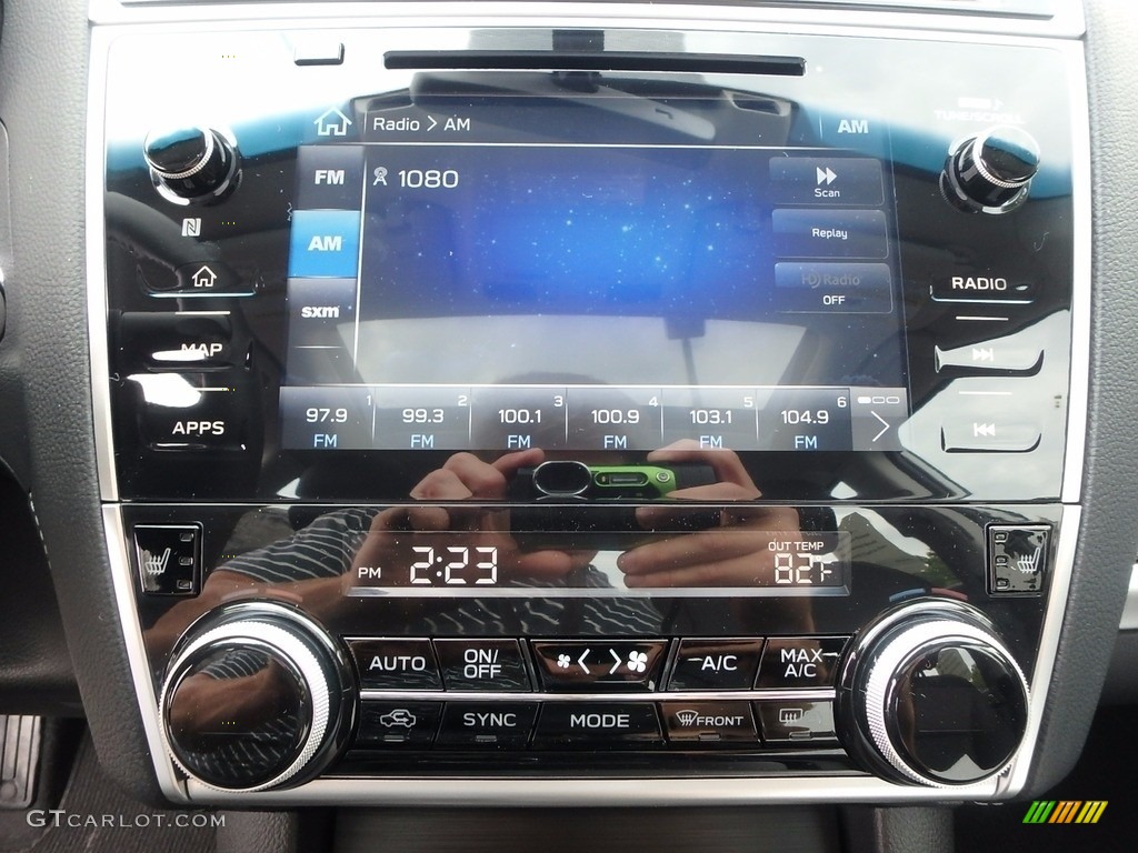 2018 Subaru Legacy 3.6R Limited Controls Photos