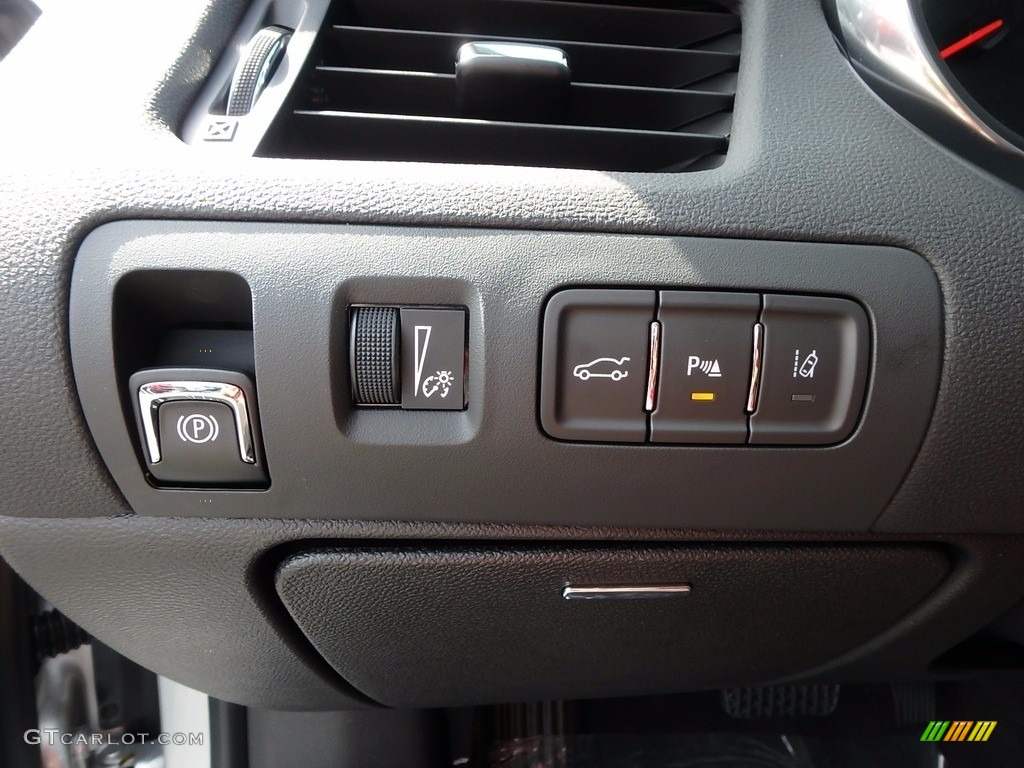 2018 Impala Premier - Silver Ice Metallic / Jet Black photo #18