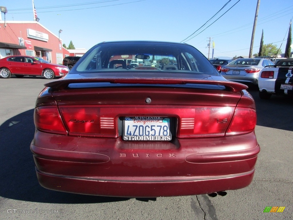 2002 Regal LS - Bordeaux Red Pearl / Graphite photo #6