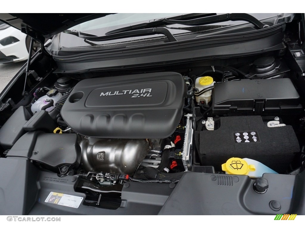 2018 Jeep Cherokee Latitude Plus 2.4 Liter DOHC 16-Valve VVT MultiAir 4 Cylinder Engine Photo #122514932