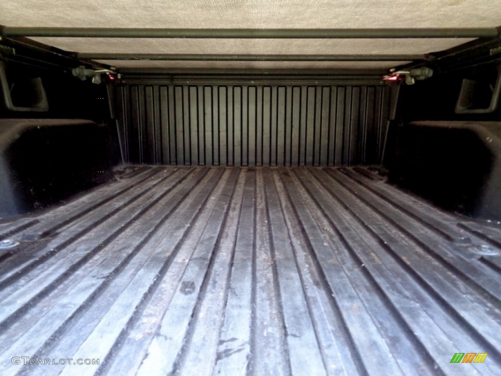 2006 Tacoma Regular Cab - Impulse Red Pearl / Graphite Gray photo #37