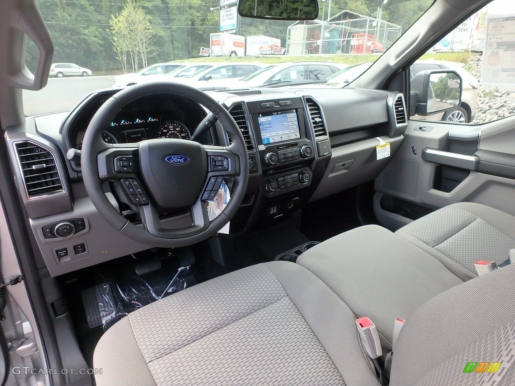 Earth Gray Interior 2018 Ford F150 XLT SuperCab 4x4 Photo #122517644