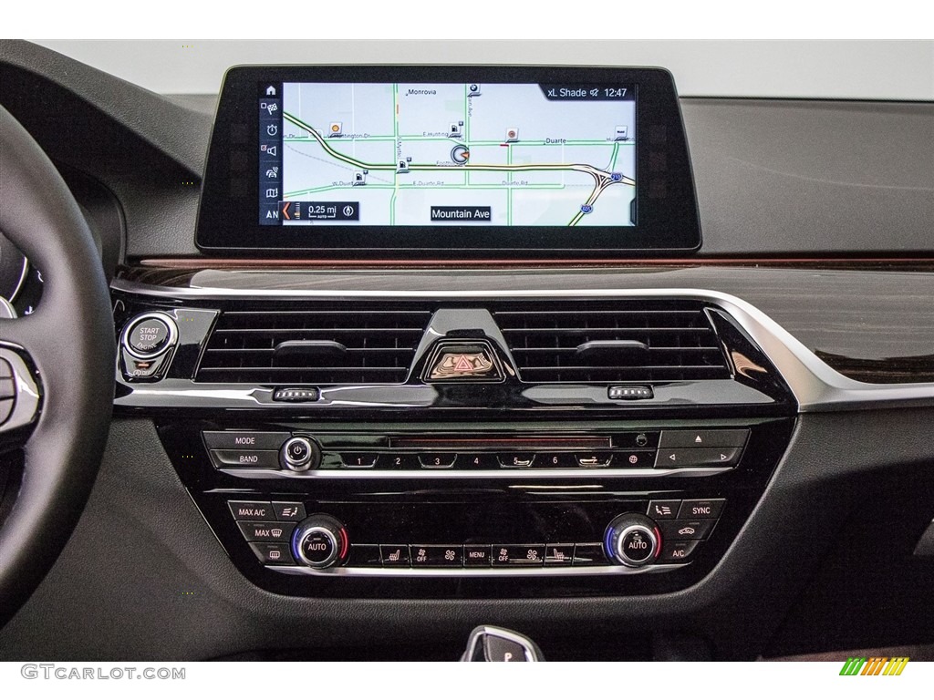 2017 5 Series 530i Sedan - Alpine White / Black photo #6