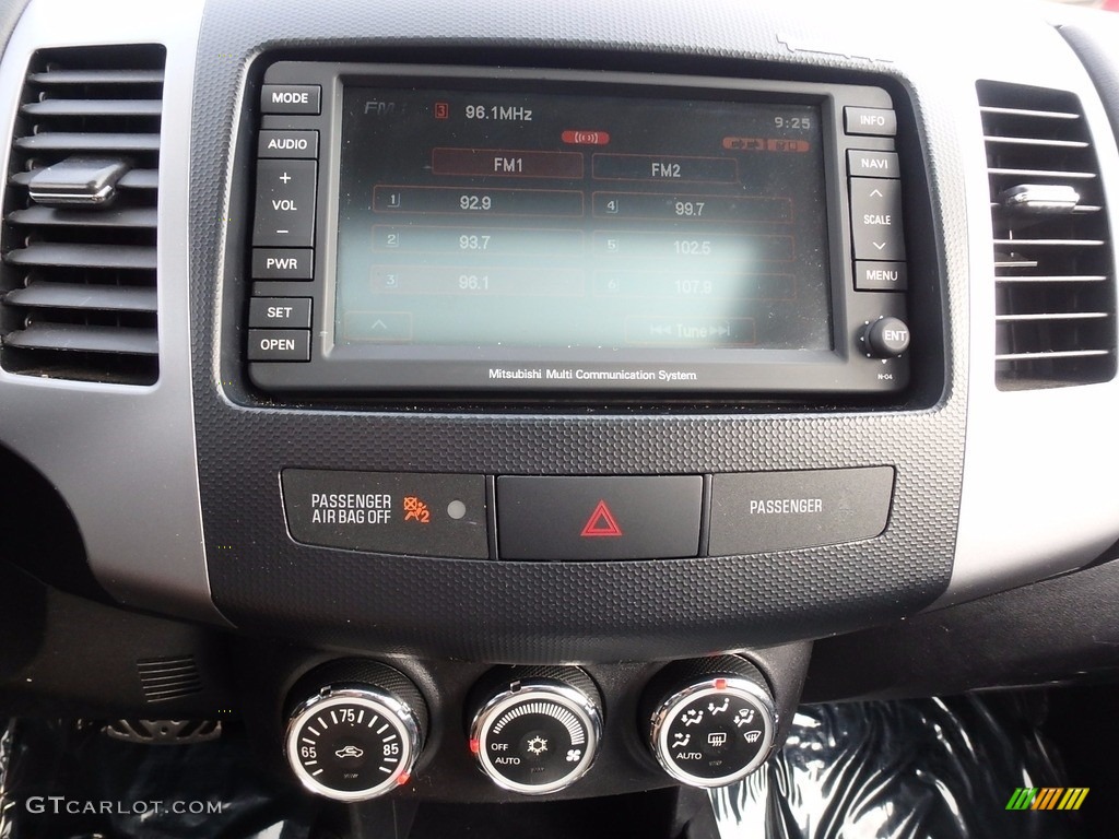 2010 Outlander GT 4WD - Graphite Gray Pearl / Black photo #19