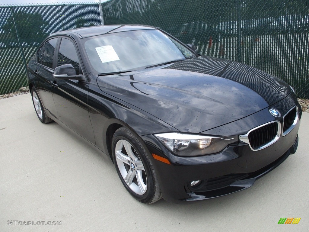 2013 3 Series 320i xDrive Sedan - Jet Black / Black photo #6
