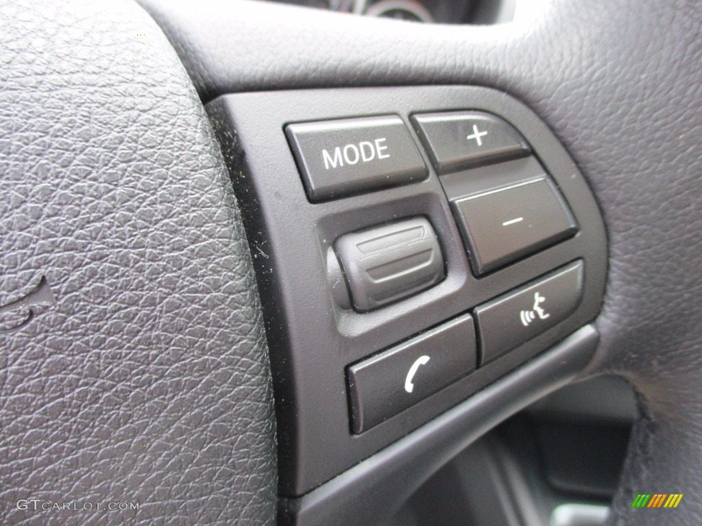 2013 3 Series 320i xDrive Sedan - Jet Black / Black photo #16