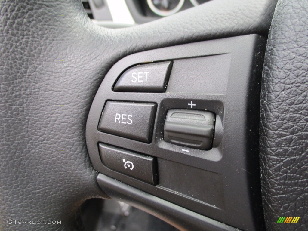2013 3 Series 320i xDrive Sedan - Jet Black / Black photo #18