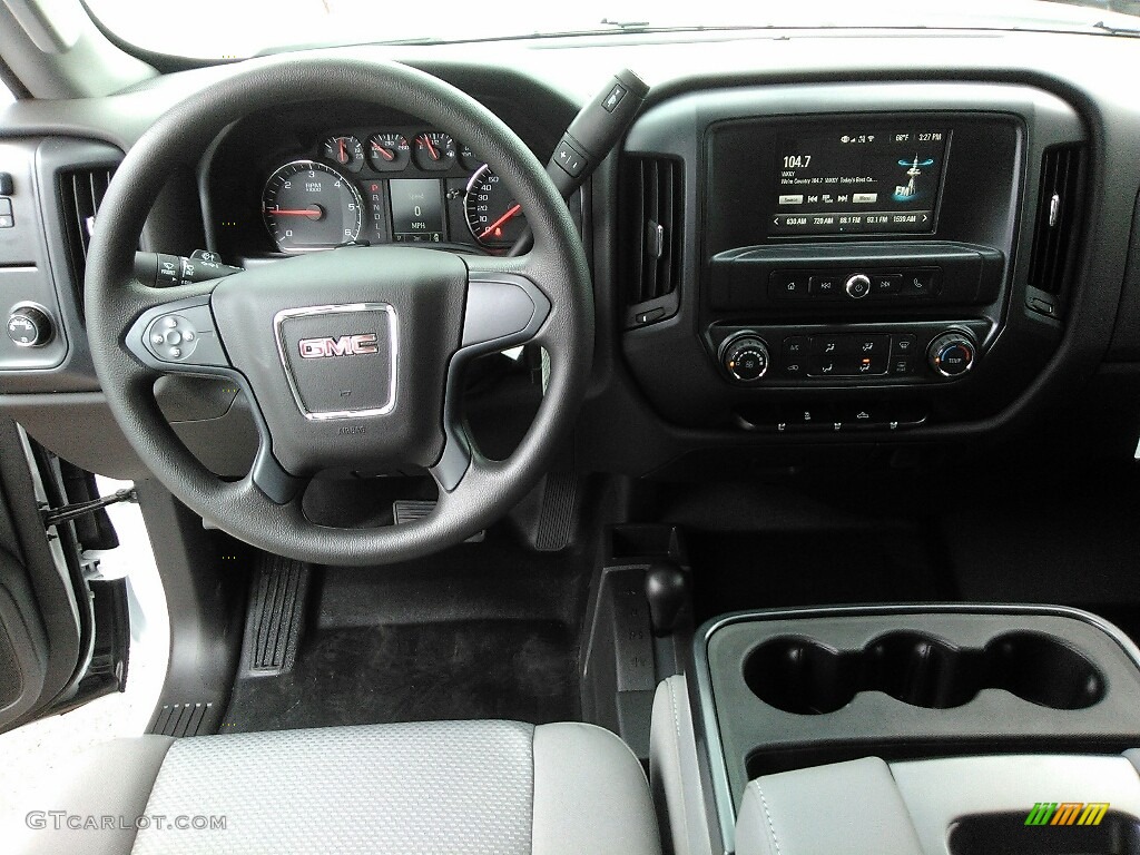 2018 GMC Sierra 2500HD Crew Cab 4x4 Dashboard Photos