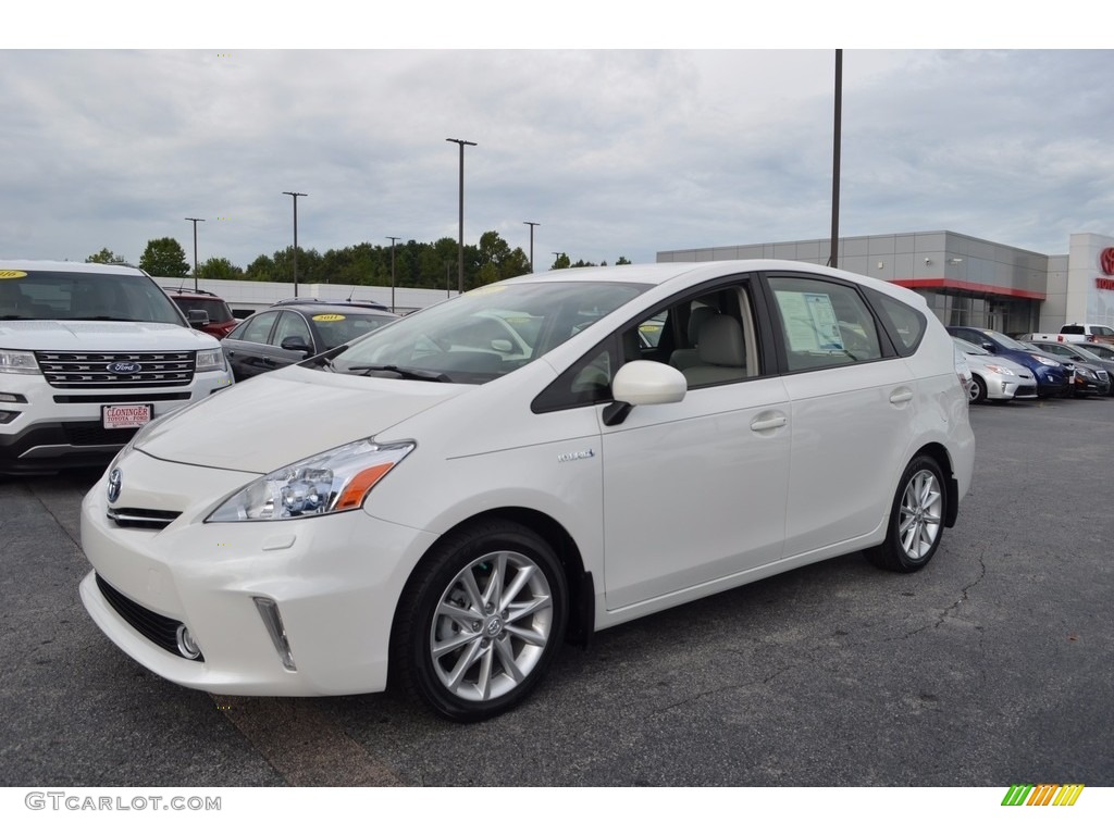 2013 Prius v Three Hybrid - Classic Silver Metallic / Bisque photo #7