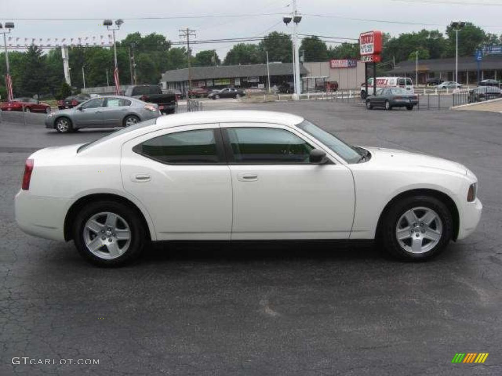 2007 Charger SE - Stone White / Dark Slate Gray/Light Graystone photo #2