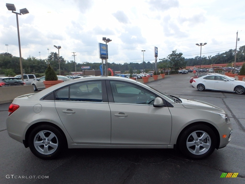 2016 Cruze Limited LT - Champagne Silver Metallic / Jet Black photo #10