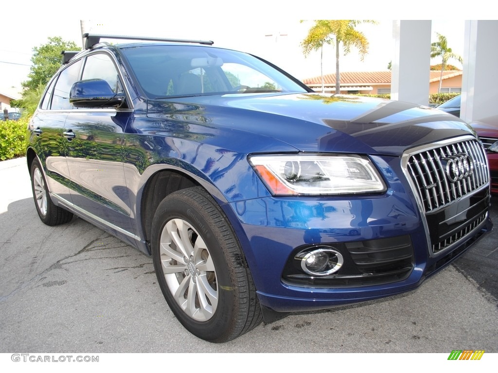 2016 Q5 2.0 TFSI Premium quattro - Scuba Blue Metallic / Titanium Gray photo #2