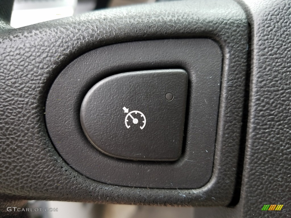 2005 Equinox LT AWD - Dark Silver Metallic / Light Gray photo #19