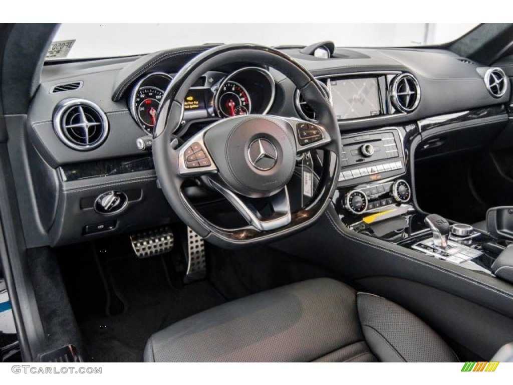 2018 Mercedes-Benz SL 550 Roadster Black Dashboard Photo #122544501