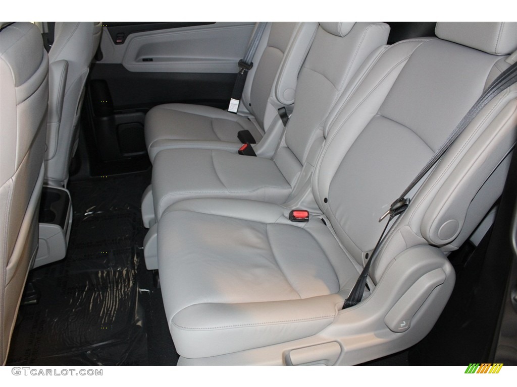 2018 Odyssey Touring - Modern Steel Metallic / Gray photo #31