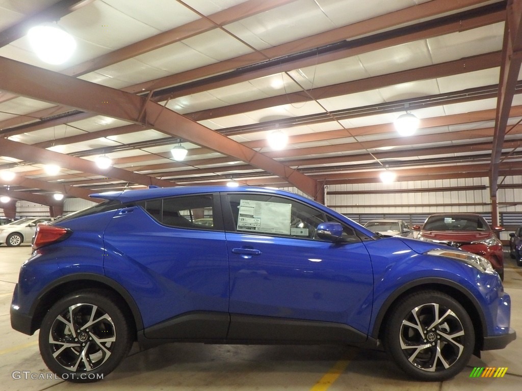 2018 C-HR XLE - Blue Eclipse Metallic / Black photo #2