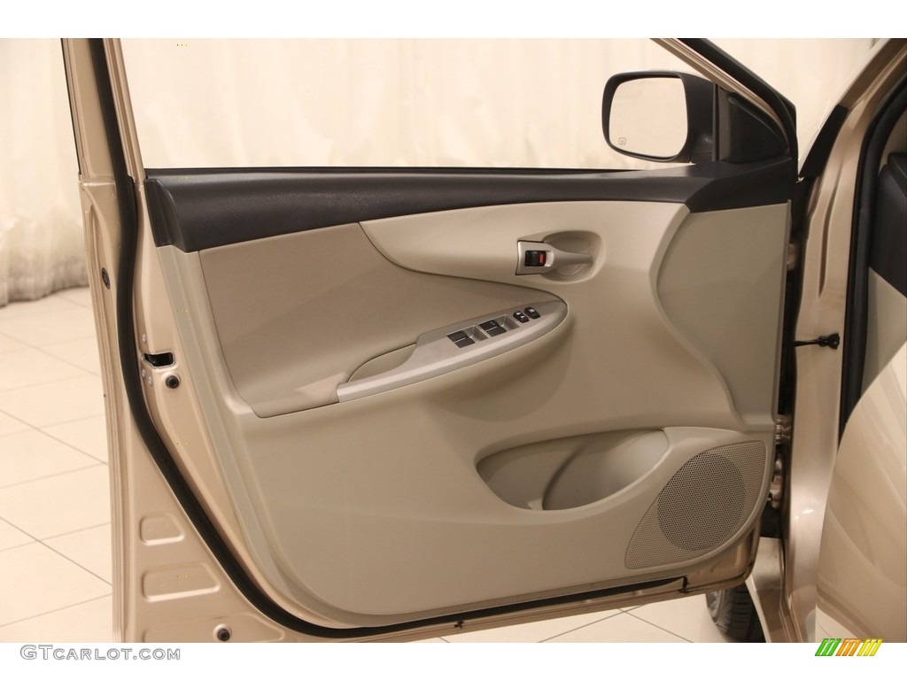 2013 Corolla LE - Sandy Beach Metallic / Bisque photo #4